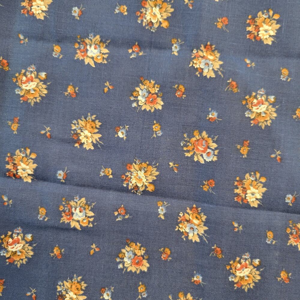 Blue Floral Cotton Fabric Vintage Small Flower Print 27x44" Sew Quilting Craft